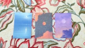 Leia mais sobre o artigo Tarot | Chọn tụ bài: LINH HỒN CỦA BẠN CÓ SỨ MỆNH GÌ? 👼🏻🌤️🌨️⛈️ Tarot Xuân Thúy