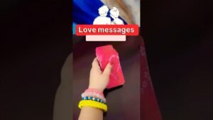 Leia mais sobre o artigo aapke partner ke messages | Unki current feelings #tarot #love #shorts