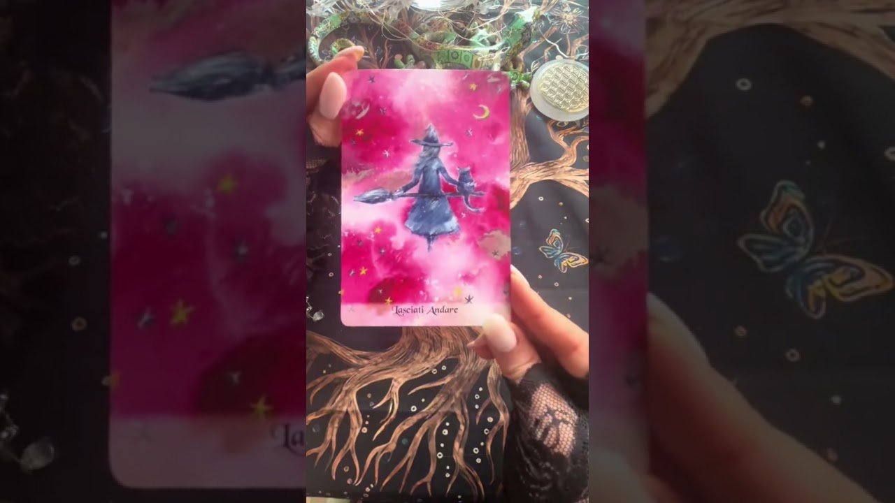 No momento, você está visualizando Consiglio dalle streghe 🧙‍♀️ #tarot #messaggio #tarotreading #perte