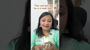 Leia mais sobre o artigo Do they love you ? Kya vo apko pyaar karte hai ? Tarot reading in hindi | Current feeling . #tarot