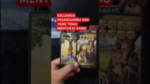 Leia mais sobre o artigo KELUARGA PASANGANMU ADA YANG TIDAK MENYUKAI KAMU #tarot #tarotreading