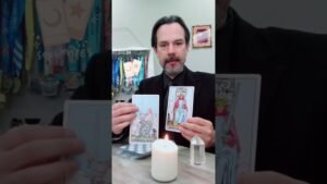 Leia mais sobre o artigo Mensaje urgente divino para ti #tarot #fortunetelling #mindfulness #amor #signos #tarotreading