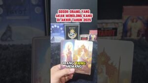 Leia mais sobre o artigo SOSOK ORANG YANG AKAN MENOLONG KAMU DI AKHIR TAHUN 2025 #tarot #tarotreading