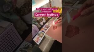 Leia mais sobre o artigo Unki current feelings 🧿 #tarot #shorts #shortsfeed #ytshorts #youtubeshorts #poojatyagi