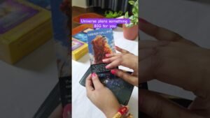 Leia mais sobre o artigo Your Higher Self sends you URGENT MESSAGE #universe #higherself #tarotonline #currentenergy #tarot