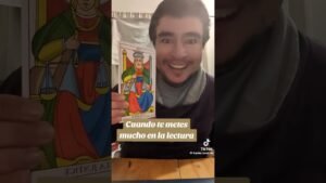 Leia mais sobre o artigo 🤣🤣🤣🤣 #lecturacartas #humor #tarot #elconsultoriodeayu #lajusticia