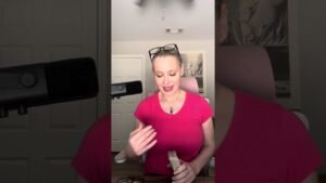 Leia mais sobre o artigo 6/27p1You have become a LESSON 4 this person #tarot #spirituality #Astrodipity #lesson #awakening