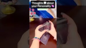 Leia mais sobre o artigo kisi ka bhi naam sochkar jane unke thoughts apke liye #tarot #currentfeelings #love #youvsthem