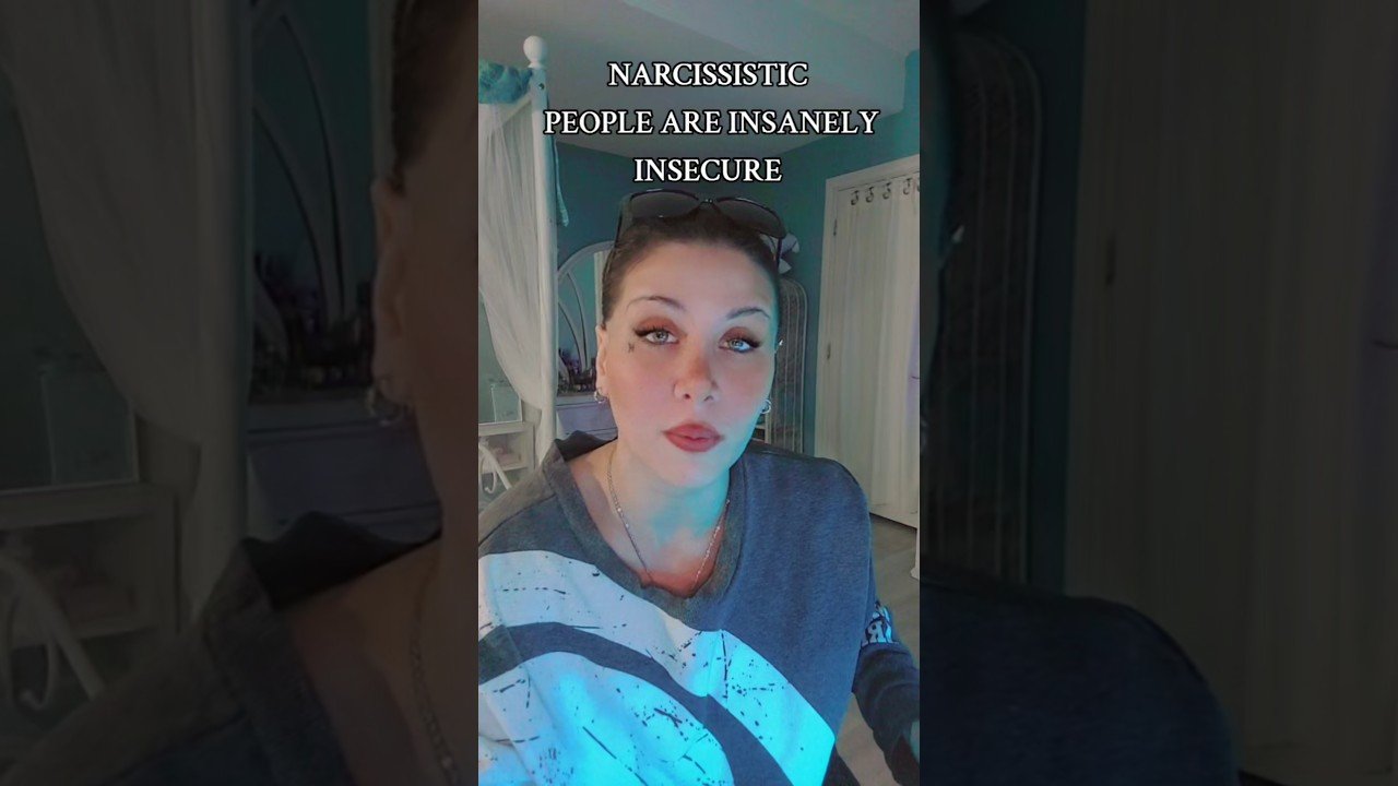 No momento, você está visualizando NARCISSISTIC PEOPLE ARE INSANELY INSECURE #tarot #narcissist