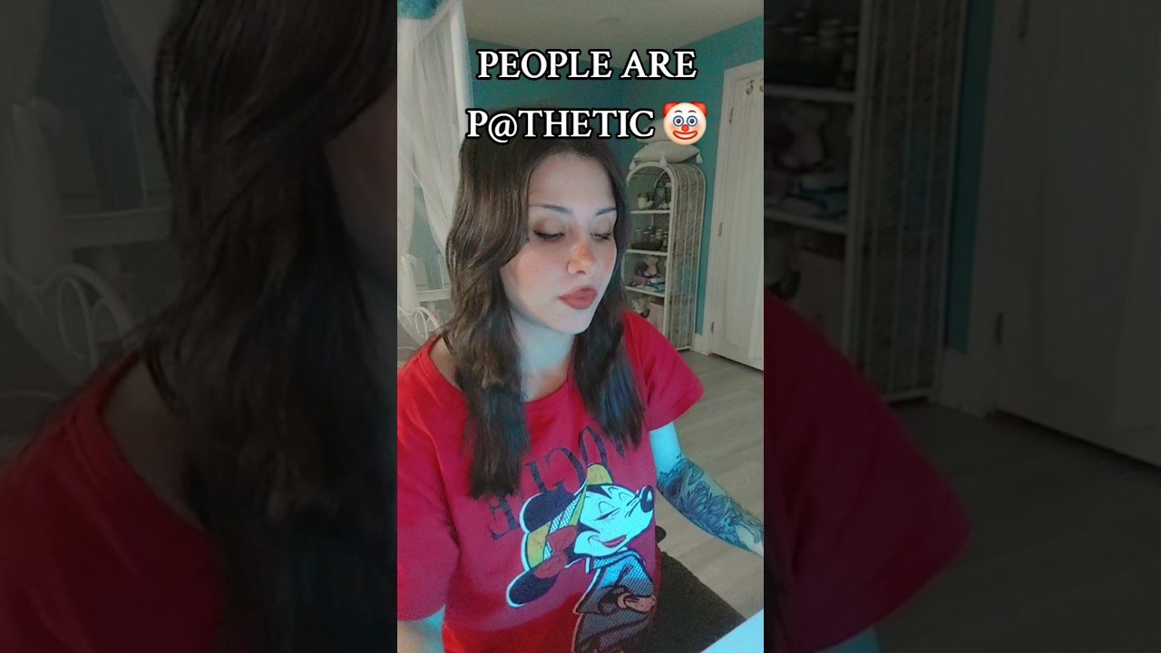 No momento, você está visualizando PEOPLE ARE PATHETIC 🤡🤡🤡 #Karmic #Tarot