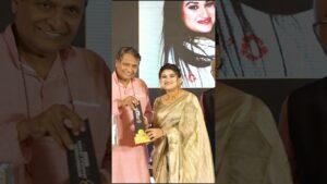 Leia mais sobre o artigo Received award for most accurate prediction #tarot #tarotreading #tarotcardpredictions