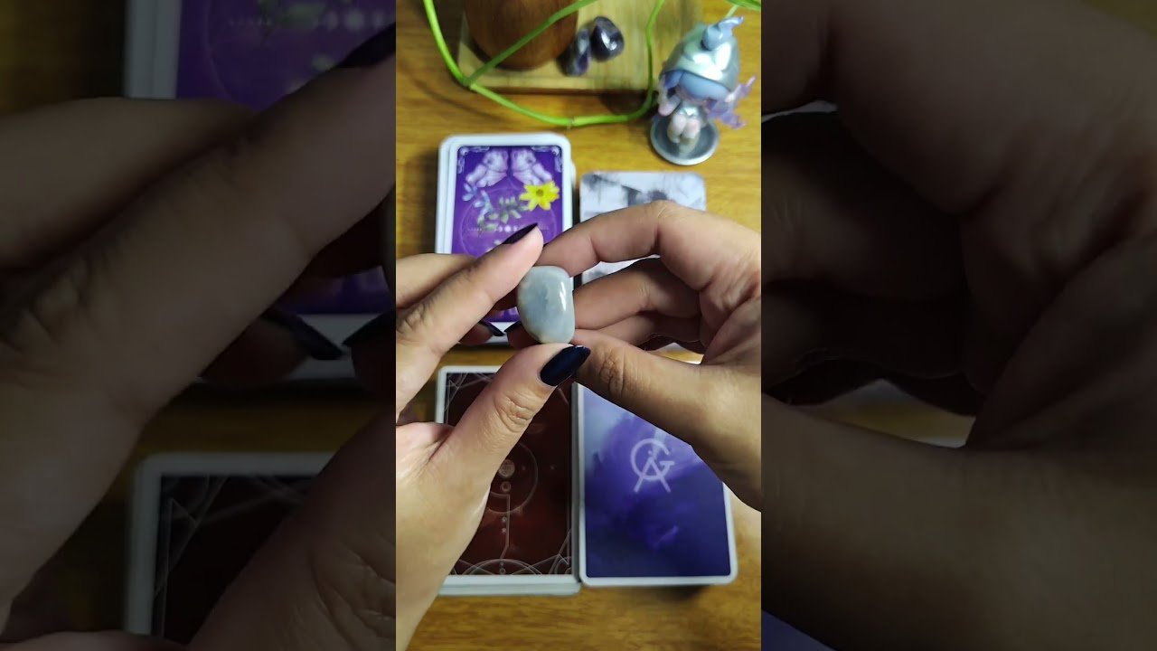 No momento, você está visualizando Tes Intuisi! Apakah tebakan kamu benar? #tesintuisi #tebakwarna #tarot