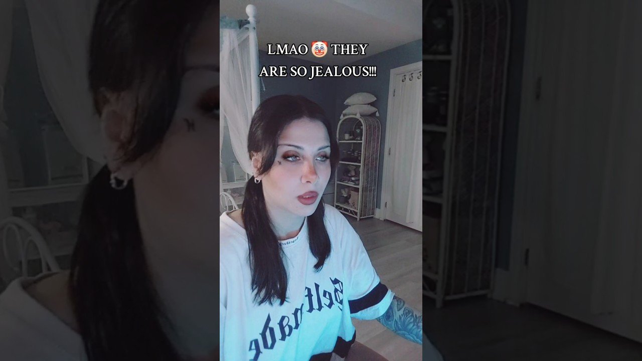 No momento, você está visualizando THEY ARE INSANELY JEALOUS!!! #Karmic #jealous #tarot