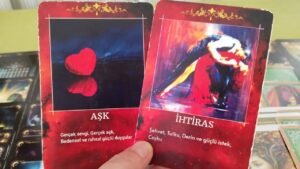 Leia mais sobre o artigo AKLINDAKİ KİŞİ❤️ SENİ SORDUM CEVAPLAR ÇOK NET🧿😇💯#tarot #keşfet #aklımdakikişihakkımdanedüşünüyor