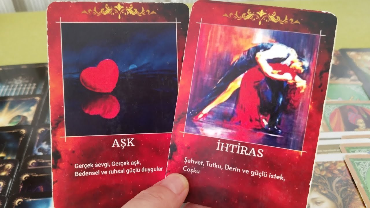 No momento, você está visualizando AKLINDAKİ KİŞİ❤️ SENİ SORDUM CEVAPLAR ÇOK NET🧿😇💯#tarot #keşfet #aklımdakikişihakkımdanedüşünüyor