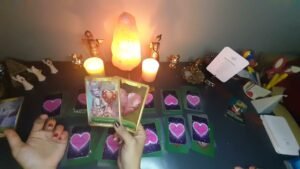 Leia mais sobre o artigo 💗Seni Seviyorum Diyor…💗Eril Dişil Güncel Tarot Açılımı.