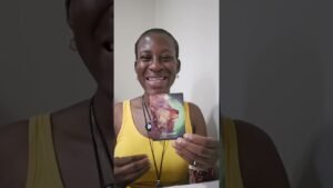 Leia mais sobre o artigo WHAT YOU SHOULD KNOW RIGHT NOW 🔮 #COLLECTIVE #TAROT #SHORT