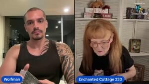 Leia mais sobre o artigo Wolfman is live with Auntie Karen! Tarot reading for all zodiac sign (No Contact Situation)