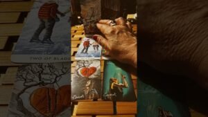 Leia mais sobre o artigo 21 août 2025#bienetre #tarot #âme #guidance #cartes #tirages