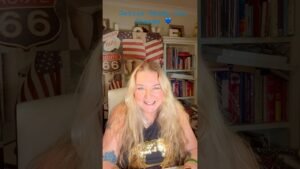 Leia mais sobre o artigo Gettin Ready For Change💙 #tarot #tarotreading #astrology #love #lover #medium #psychic #oracle