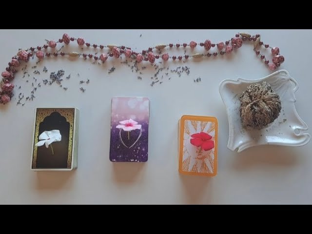 No momento, você está visualizando Ko budan lezi zbog Vas?❤️😏 Tarot čitanje🔮Izaberi kartu💌
