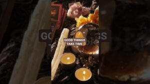 Leia mais sobre o artigo #music #tarot #whatscomingupinlovelife #stay #duet #lifeisbutadream