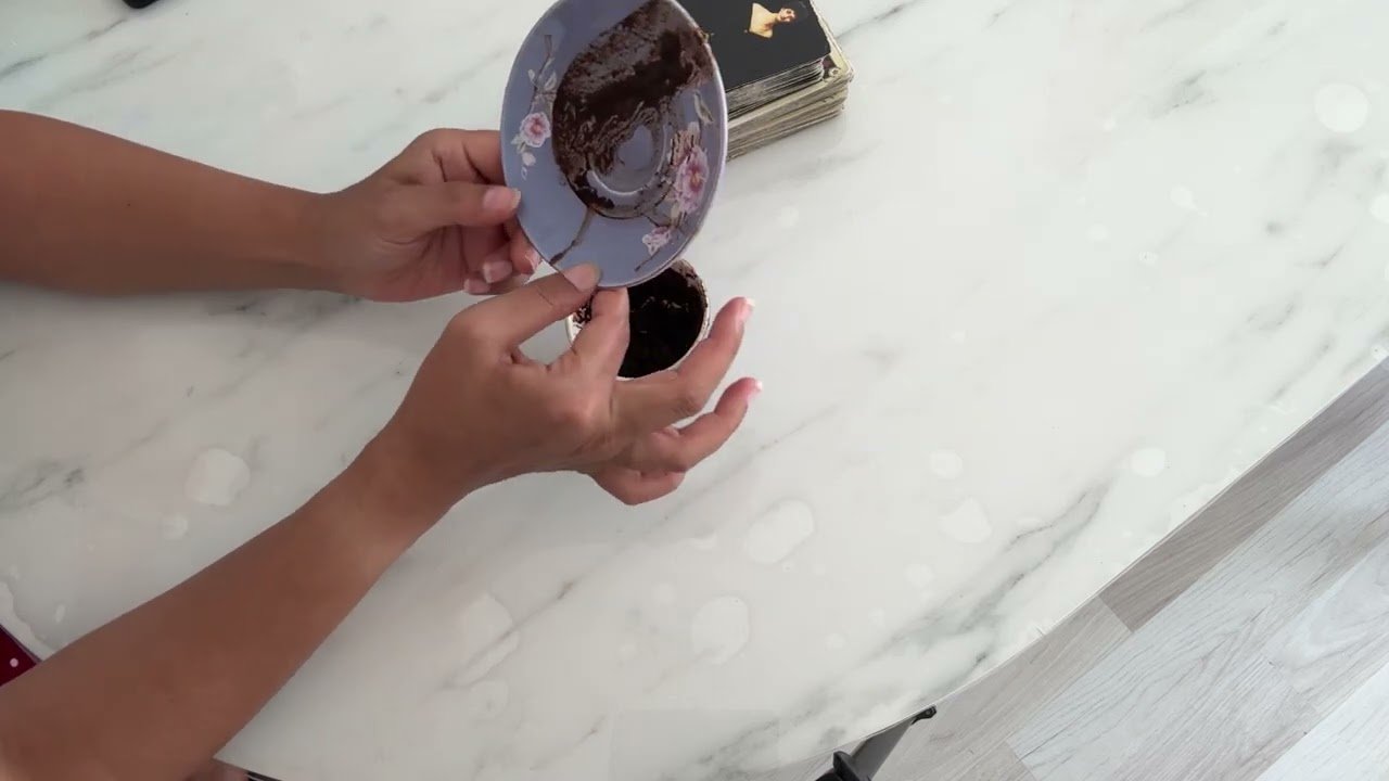 No momento, você está visualizando SENİ ARIYOR TELAŞLA BULUŞMAYA GİDİYORSUN / GENEL KAHVE TAROT FALI #tarot #kahvefalı #sufalı #keşfet