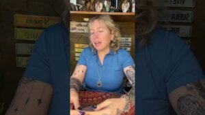 Leia mais sobre o artigo Signos bendecidos amén amén 🙏🏻 #rituales #tarot #lecturacartas  solo vía emails contacto