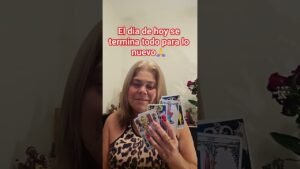 Leia mais sobre o artigo Todo comienza y todo en positivo🙏🥰💫 #tarot #lecturacartas #videoshort #paratiii