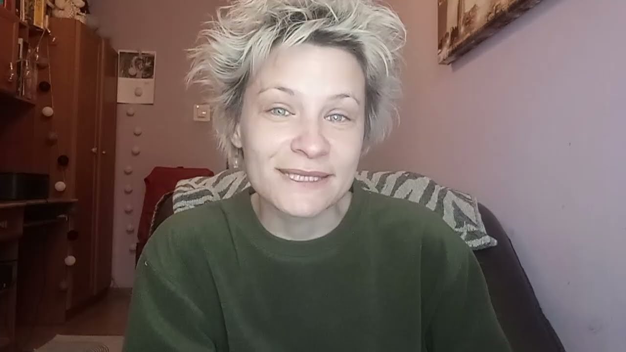 No momento, você está visualizando Twoje Fundamenty ( FUN DIAMENTY) lśnią najbardziej Tarot – 👣🫣 RAZi w oczy wszystkie znaki zodiaku