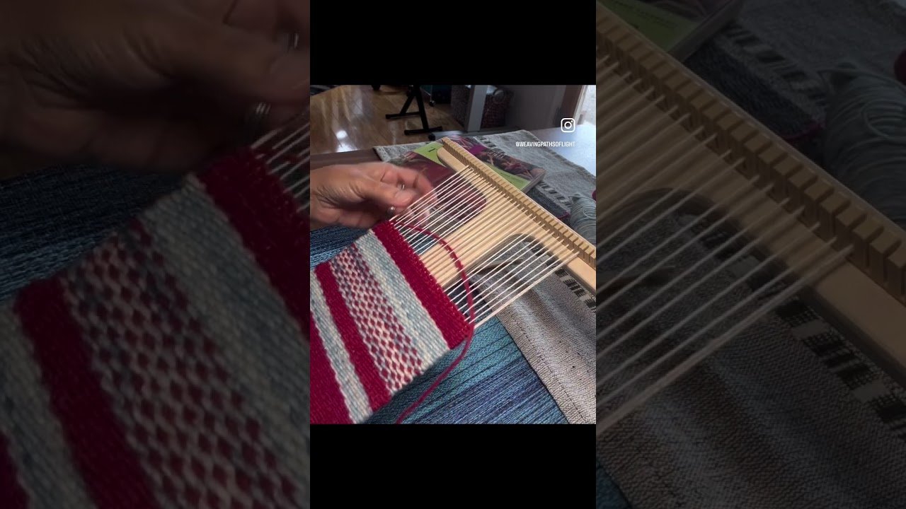 No momento, você está visualizando Weaving Light in tarot and creativity #spiritualawakening #tarot #tarotreading #spirituality