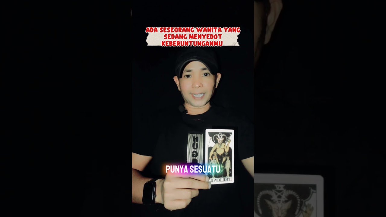No momento, você está visualizando Ada seseorang wanita yang sedang menyedot keberuntunganmu #shortvideo #tarot #ridwan8623