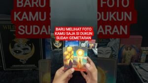 Leia mais sobre o artigo BARU MELIHAT FOTO KAMU SAJA SI DUKUN SUDAH GEMETARAN #tarot #tarotreading