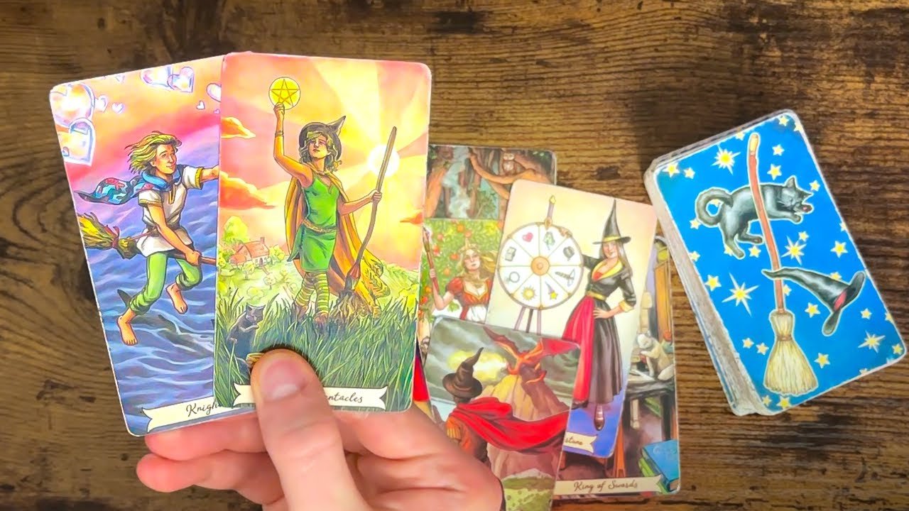 No momento, você está visualizando Co myśli i czuje osoba o której myślisz #tarot #wróżby