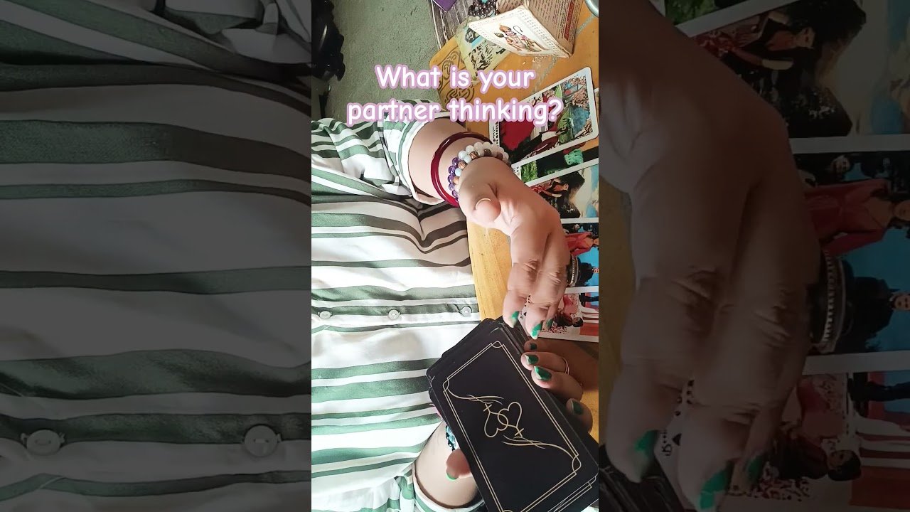 No momento, você está visualizando His/Her thoughts about you #tarot #connection #lovereading