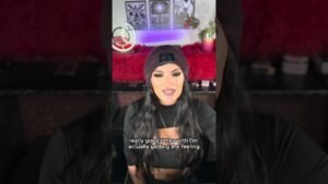 Leia mais sobre o artigo Pt 2 Pick a Pile Tarot Read. Past Person NO contact.