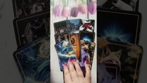 Leia mais sobre o artigo ♥️ЧИ ДУМАВ ВІН СЬОГОДНІ ПРО МЕНЕ? ♠️ таро розклад #shorts  #tarot