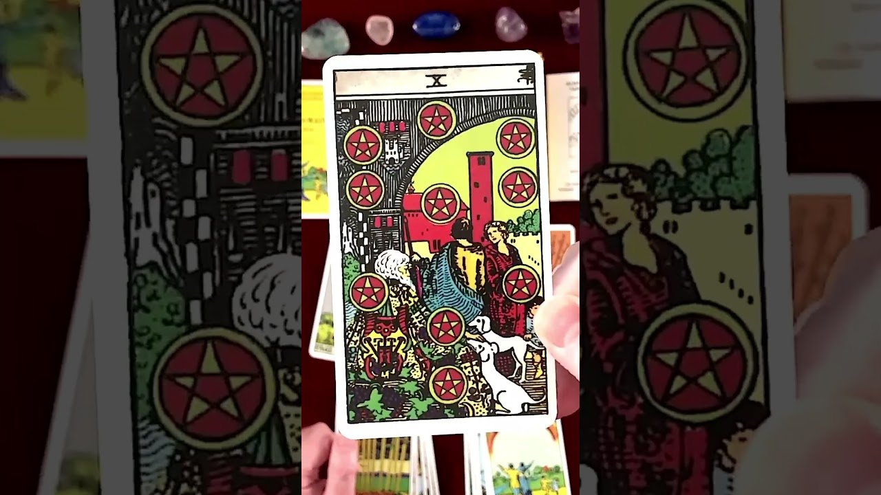 No momento, você está visualizando Can You Spot the Hidden Symbols in This Tarot Card? #tarot #short