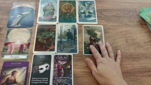 Leia mais sobre o artigo İkinizi Anlattı Onun İçin Ne İfade Ediyorsun? Tarot