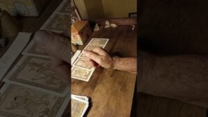 Leia mais sobre o artigo Previsões para todos os Signos no Tarot para o dia 30 de Outubro de 2025.#tarot