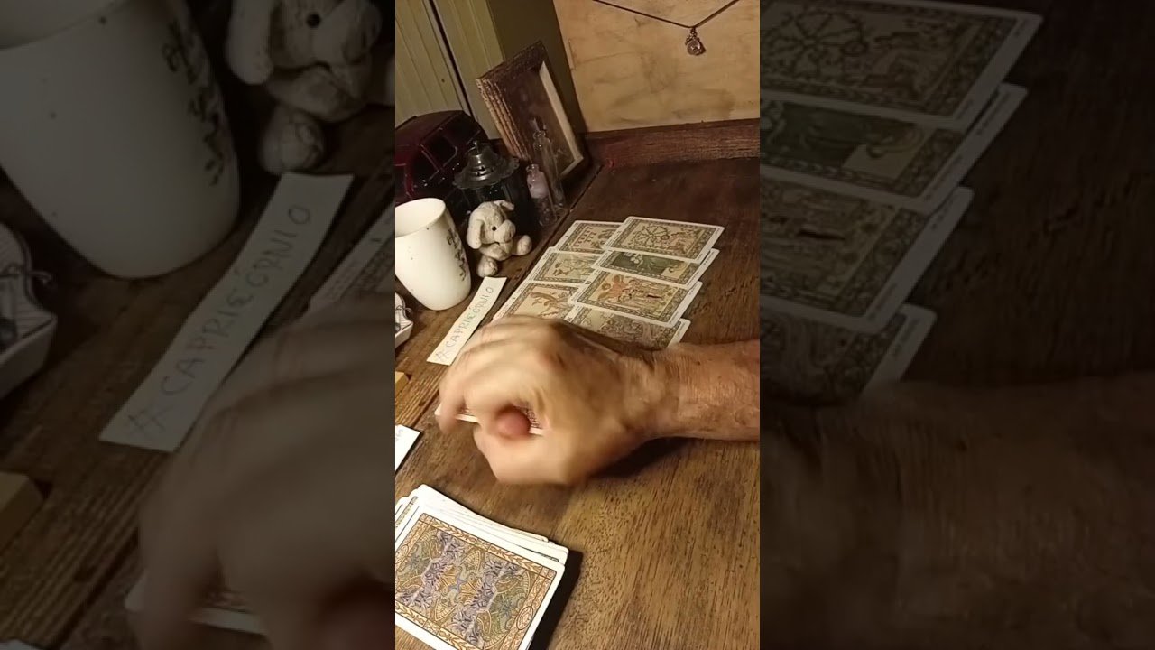 No momento, você está visualizando Previsões para todos os Signos do Zodíaco no Tarot para  dia 19 de Outubro  de 2025.#tarot