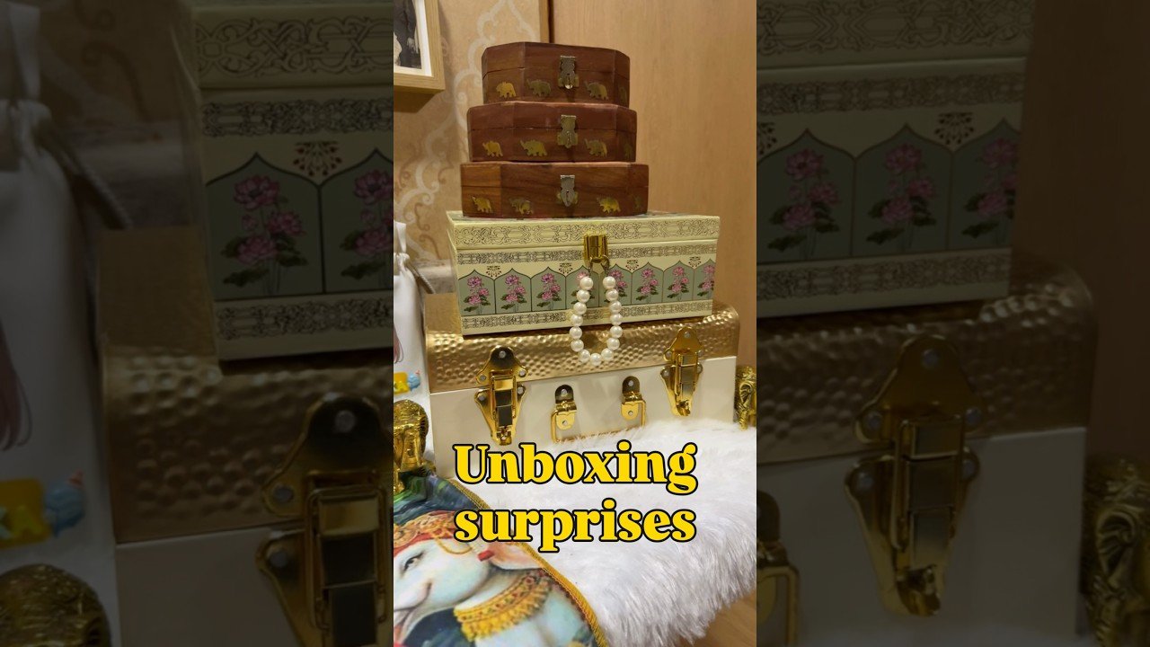 No momento, você está visualizando Unboxing Tarot Surprises #trending #viral #ytshorts