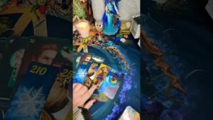 Leia mais sobre o artigo ЖИВЁТ КАК В ПУСТЫНЕ#shorts #гадание #предсказание #tarot