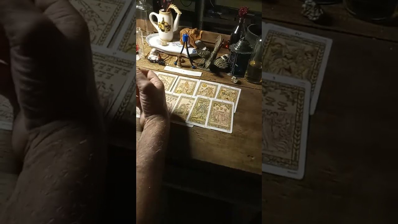 No momento, você está visualizando Previsões para todos os Signos no Tarot para o dia 7 de Novembro de 2025.#tarot