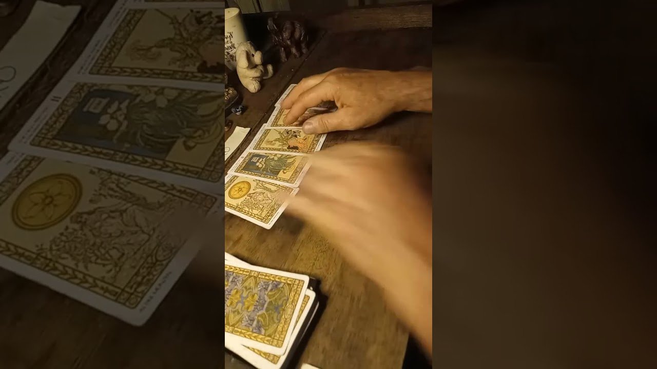 No momento, você está visualizando Previsões todos os Signos no Tarot para o dia 22 de Novembro de 2025.#tarot