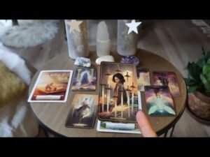 Leia mais sobre o artigo REGRETĂ enorm că a plecat 💔🖤 Etalare Tarot Dragoste