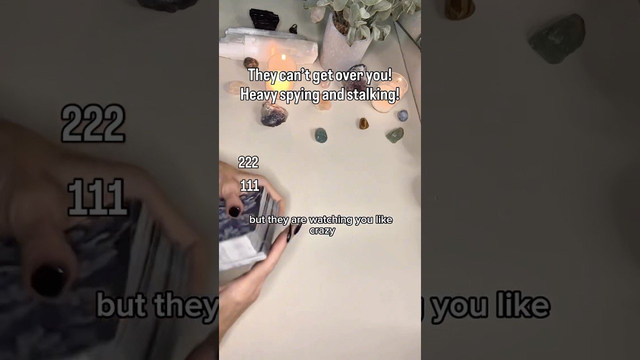 No momento, você está visualizando They hurt you, but can’t stop watching 🤣 #tarot  #tarotreading  #shorts ❤️