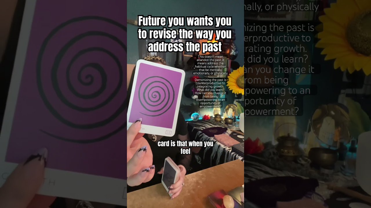 No momento, você está visualizando What Future You Wants To Tell You #tarot #tarotreader #tarotreading #futureself