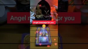 Leia mais sobre o artigo आज फैसला लो… एंजेल्स तुम्हें आगे बढ़ा रहे हैं!#shorts #tarotreading