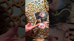 Leia mais sobre o artigo CO DO CIEBIE IDZIE 😍 #shortsvideo #shortsviral #shortvideo #tarot #tarotreading #wróżba #tarotcards